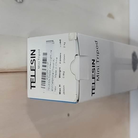 Phone Tripod Stand, Portable Cellphone Camera Tripod with Bluetooth Remote, New. - Picture 4 of 6